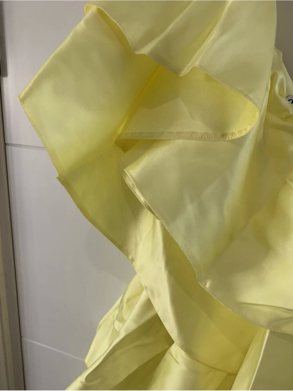 ASOS LUXE satin ruffle off shoulder mini dress in lemon-Yellow - Picture 6 of 7